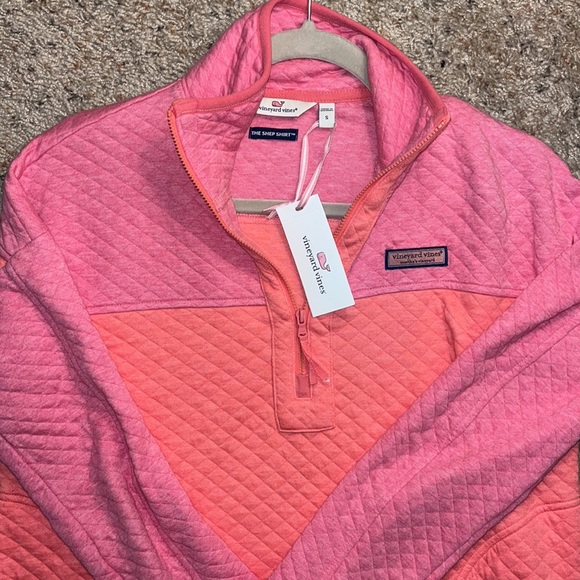 Vineyard Vines Dreamcloth quilted Shep Shirt - Picture 2 of 2